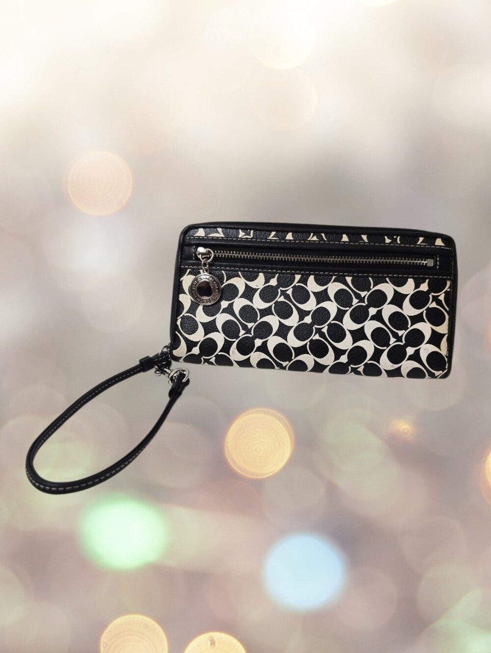 Coach Vintage Signature Chelsea Heritage Large Zip Wallet Wristlet Black & White